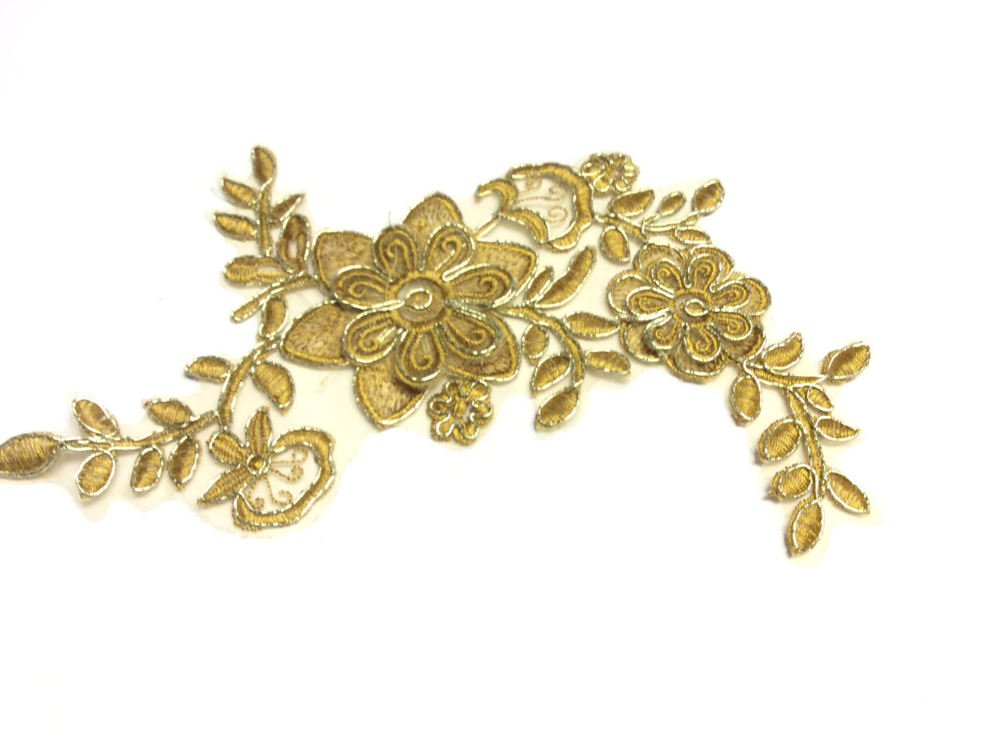applicazione ricamo oro tralcio floreale cm 20 x 15