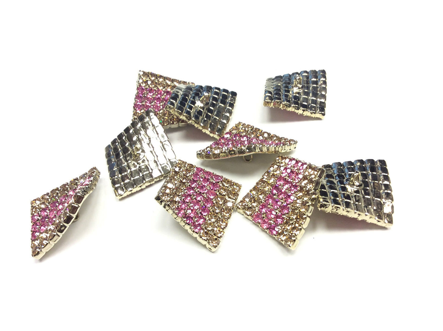 SET DI 7 BOTTONI GIOIELLO QUADRATI BASE ORO STRASS AMBRA E FUXIA CM 2,2 + 1,5