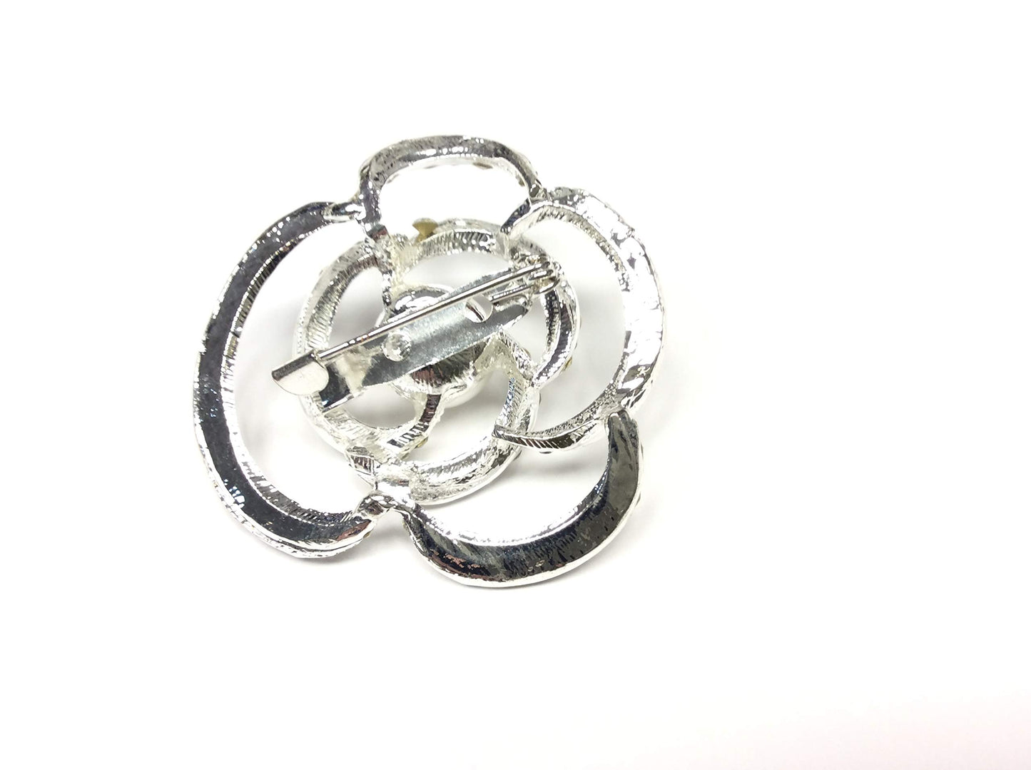 Filmodashop Spilla Camelia Base Argento Strass E Perla CM 5