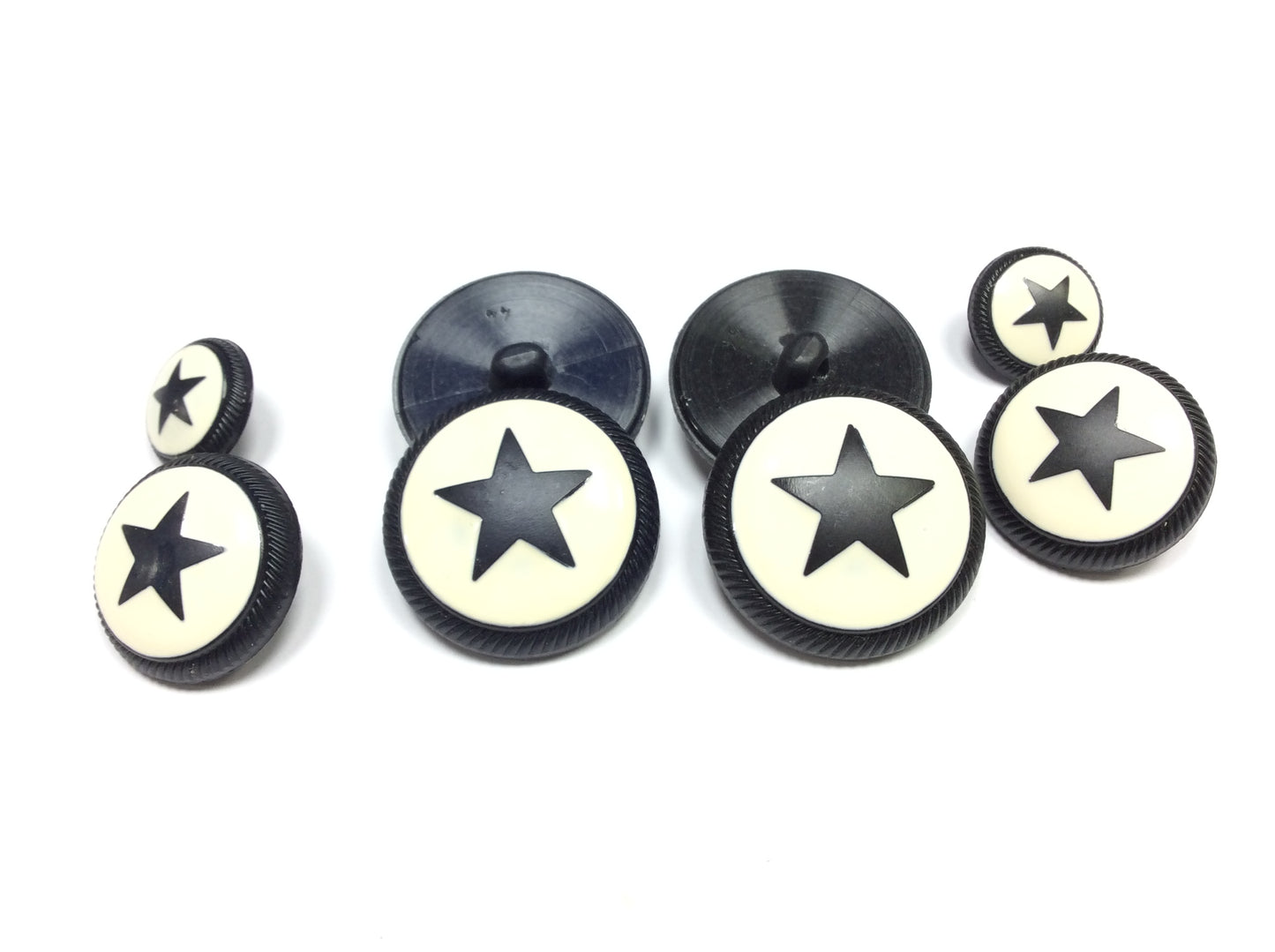Bottone con Stella Centrale, Laccato Panna, Blu e Nero, Stile Elegante, 1 Pezzo