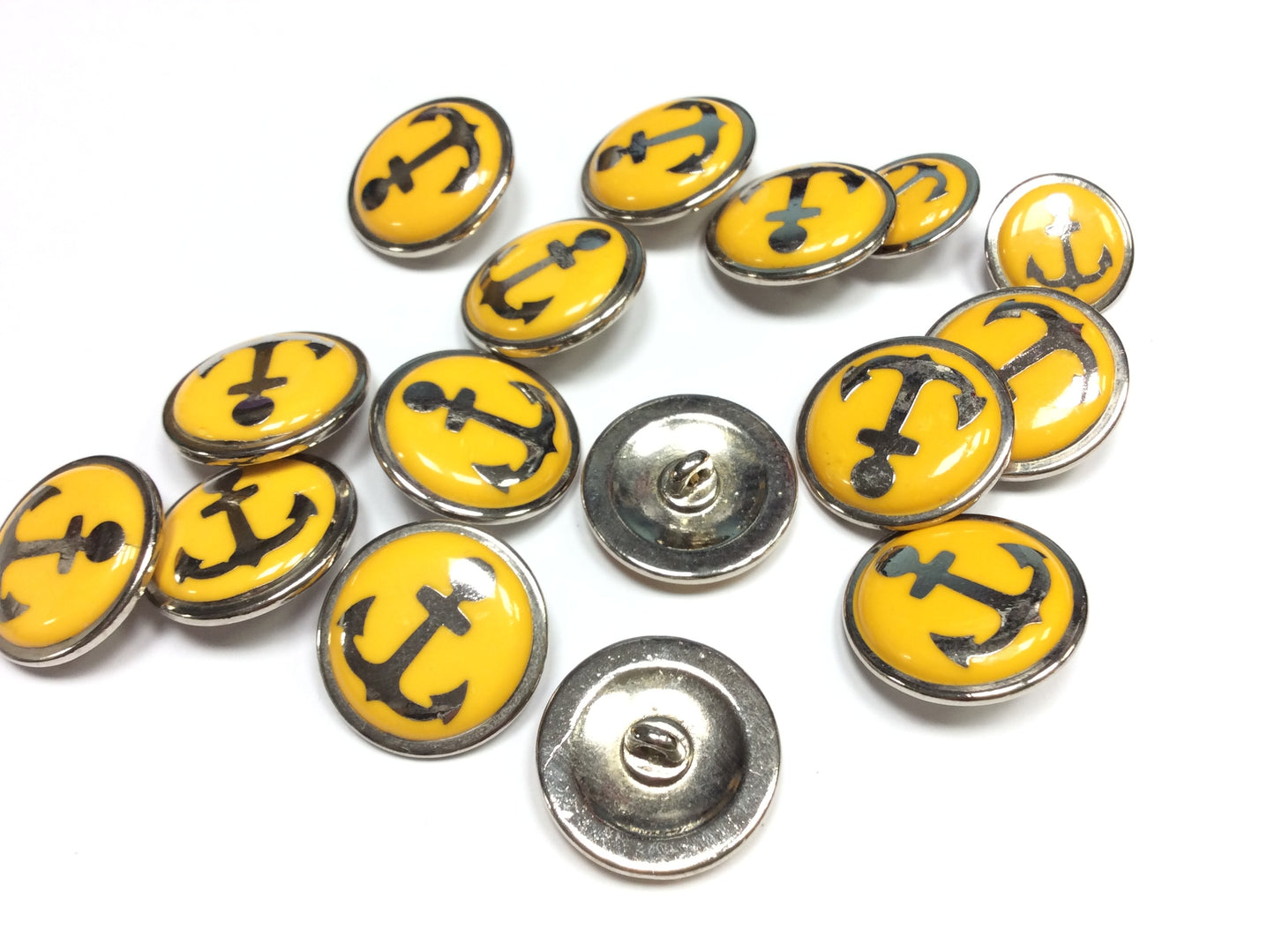 Set 16 Bottoni Blazer "Stile Nautico" – Giallo e Argento
