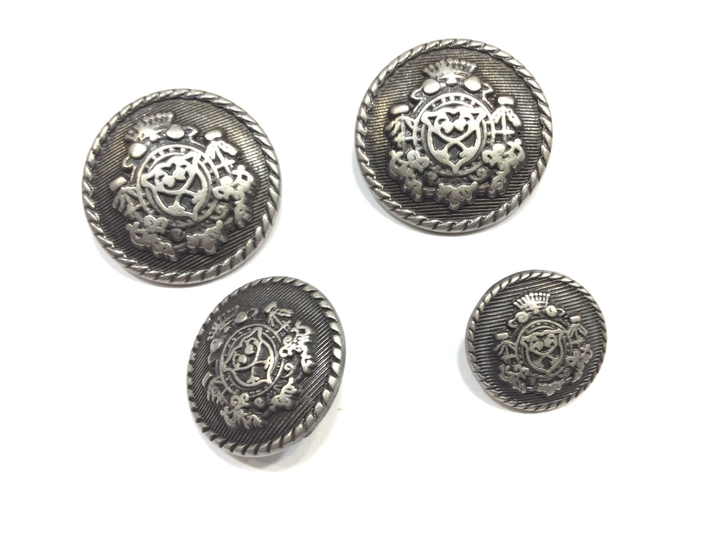 Bottoni Araldici in Stile Blazer – Finitura Oro e Argento Anticato