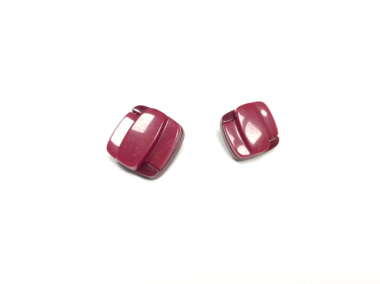 set 10 BOTTONI COUTURE 1968 QUADRATO BORDEAUX LAVORATO CM 2